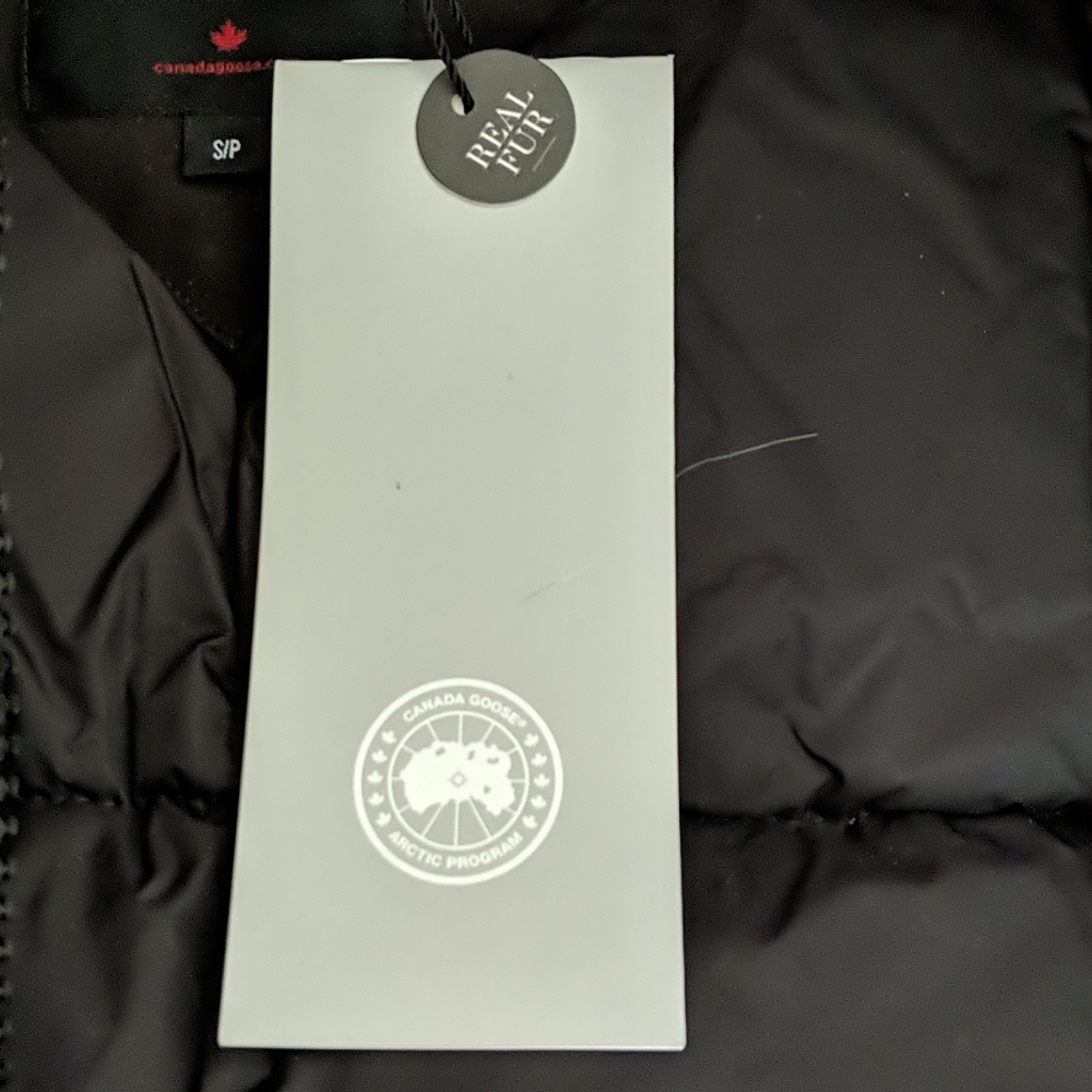 Canada Goose Men's Expedition Parka - Picture 9 of 15
